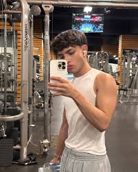 Ethan, USA 